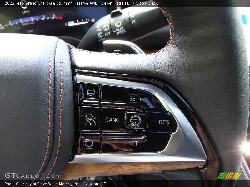  2023 Grand Cherokee L Summit Reserve 4WD Steering Wheel