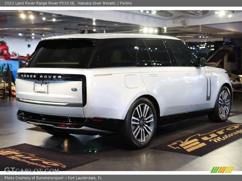 Hakuba Silver Metallic / Perlino 2023 Land Rover Range Rover P530 SE