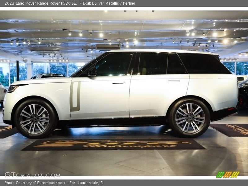 Hakuba Silver Metallic / Perlino 2023 Land Rover Range Rover P530 SE