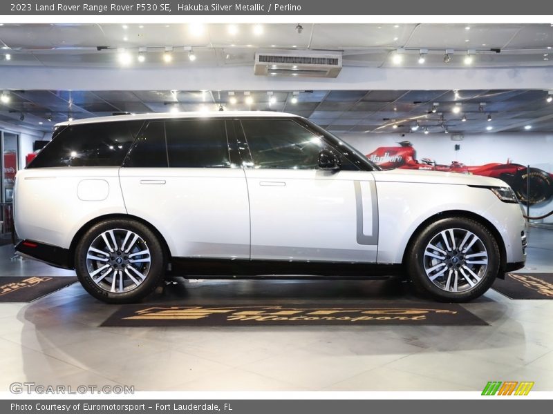  2023 Range Rover P530 SE Hakuba Silver Metallic