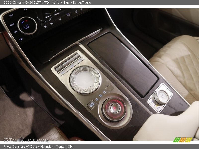 Controls of 2021 GV80 3.5T AWD