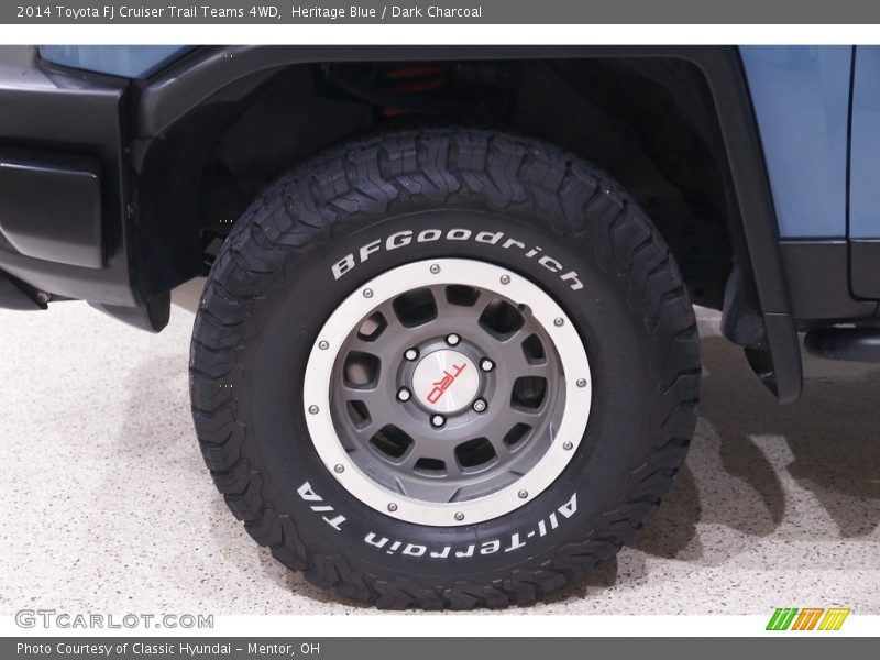 Heritage Blue / Dark Charcoal 2014 Toyota FJ Cruiser Trail Teams 4WD