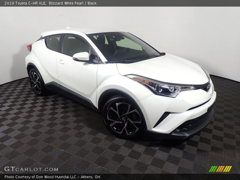 Blizzard White Pearl / Black 2019 Toyota C-HR XLE