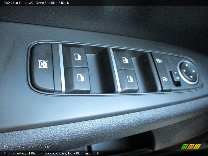 Deep Sea Blue / Black 2021 Kia Forte LXS
