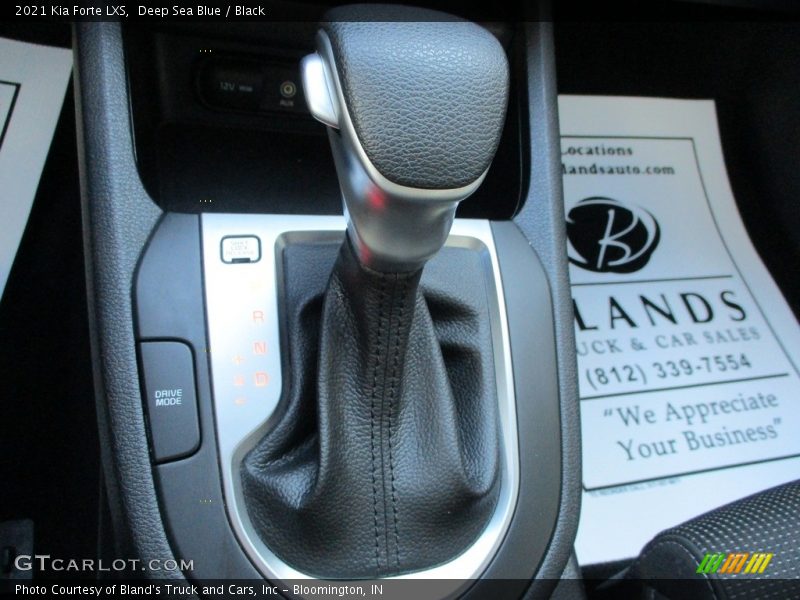Deep Sea Blue / Black 2021 Kia Forte LXS