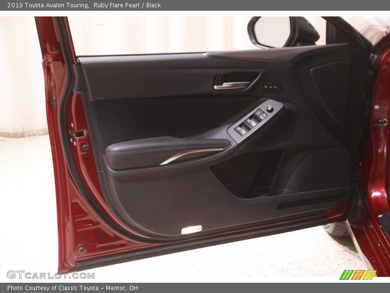Ruby Flare Pearl / Black 2019 Toyota Avalon Touring
