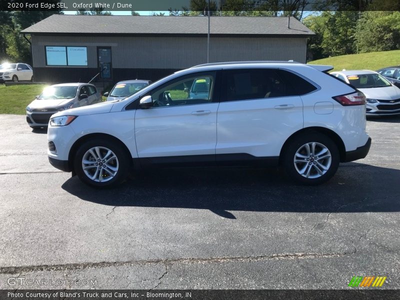 Oxford White / Dune 2020 Ford Edge SEL