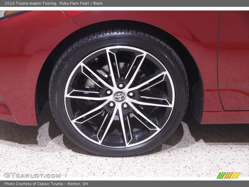 Ruby Flare Pearl / Black 2019 Toyota Avalon Touring