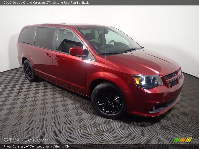 Octane Red Pearl / Black 2019 Dodge Grand Caravan GT