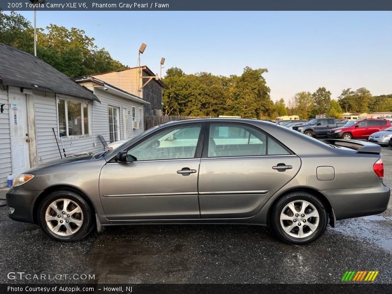 Phantom Gray Pearl / Fawn 2005 Toyota Camry XLE V6