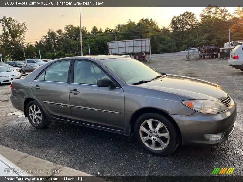 Phantom Gray Pearl / Fawn 2005 Toyota Camry XLE V6