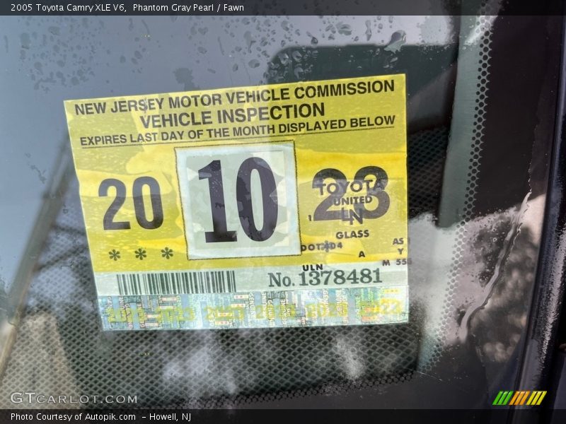 Phantom Gray Pearl / Fawn 2005 Toyota Camry XLE V6