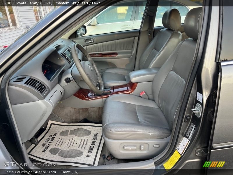Phantom Gray Pearl / Fawn 2005 Toyota Camry XLE V6