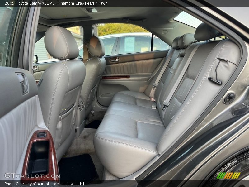 Phantom Gray Pearl / Fawn 2005 Toyota Camry XLE V6