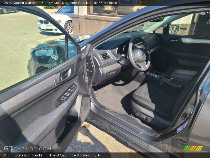 Magnetite Gray Metallic / Slate Black 2019 Subaru Outback 2.5i Premium