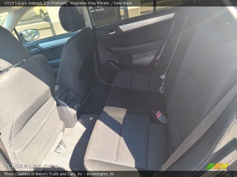 Magnetite Gray Metallic / Slate Black 2019 Subaru Outback 2.5i Premium