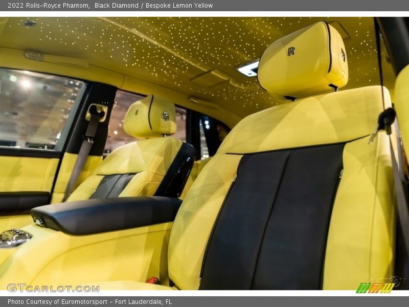 Front Seat of 2022 Phantom 
