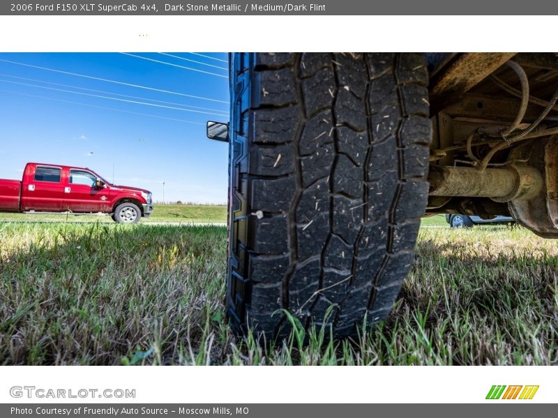 Dark Stone Metallic / Medium/Dark Flint 2006 Ford F150 XLT SuperCab 4x4