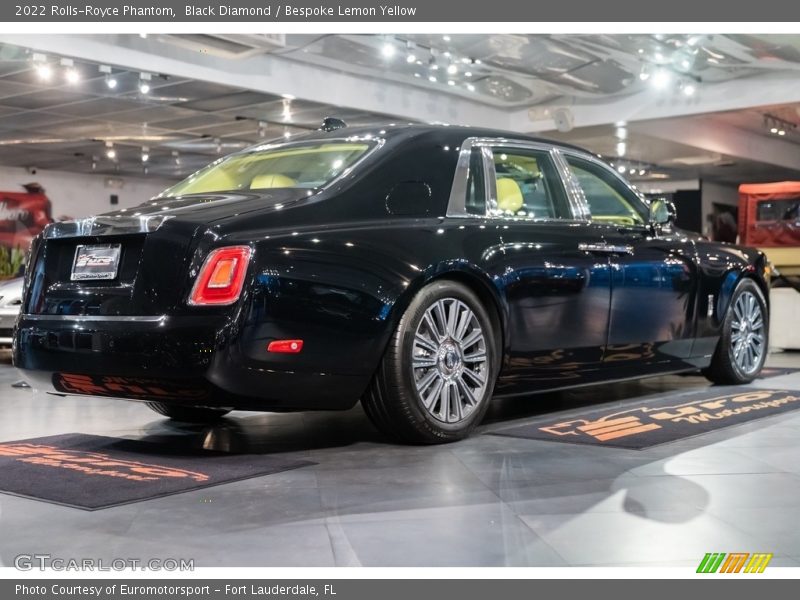 Black Diamond / Bespoke Lemon Yellow 2022 Rolls-Royce Phantom