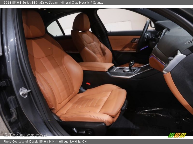 Front Seat of 2021 3 Series 330i xDrive Sedan