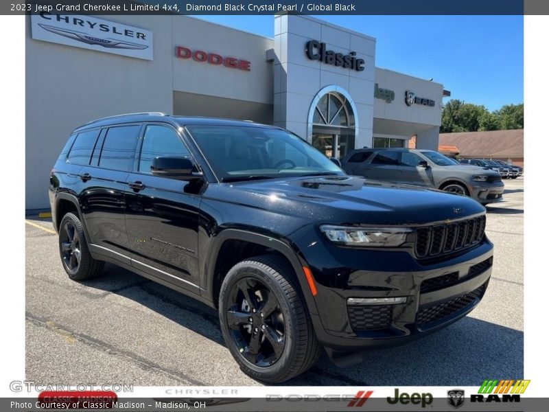 Diamond Black Crystal Pearl / Global Black 2023 Jeep Grand Cherokee L Limited 4x4