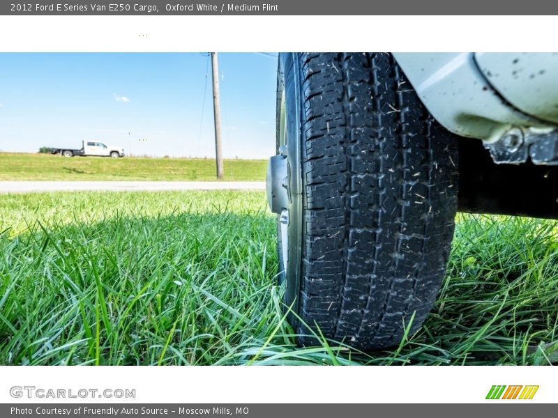 Oxford White / Medium Flint 2012 Ford E Series Van E250 Cargo