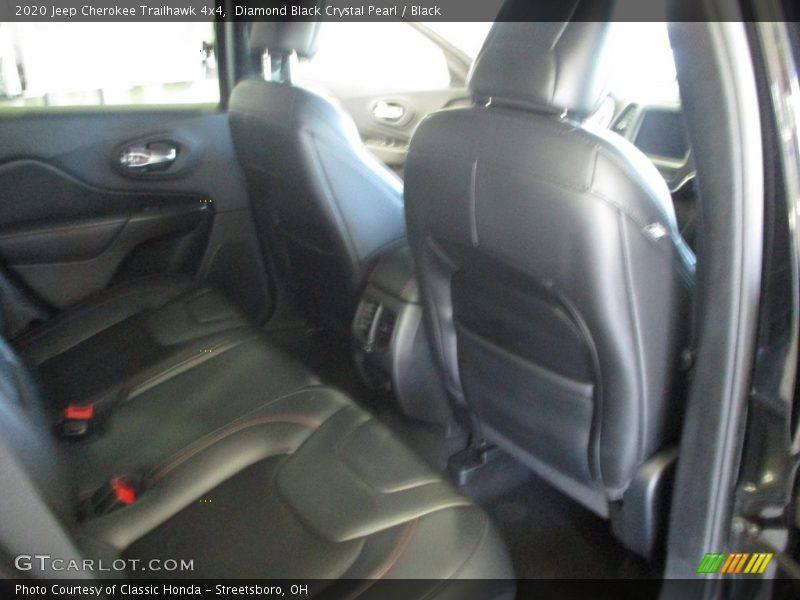 Diamond Black Crystal Pearl / Black 2020 Jeep Cherokee Trailhawk 4x4