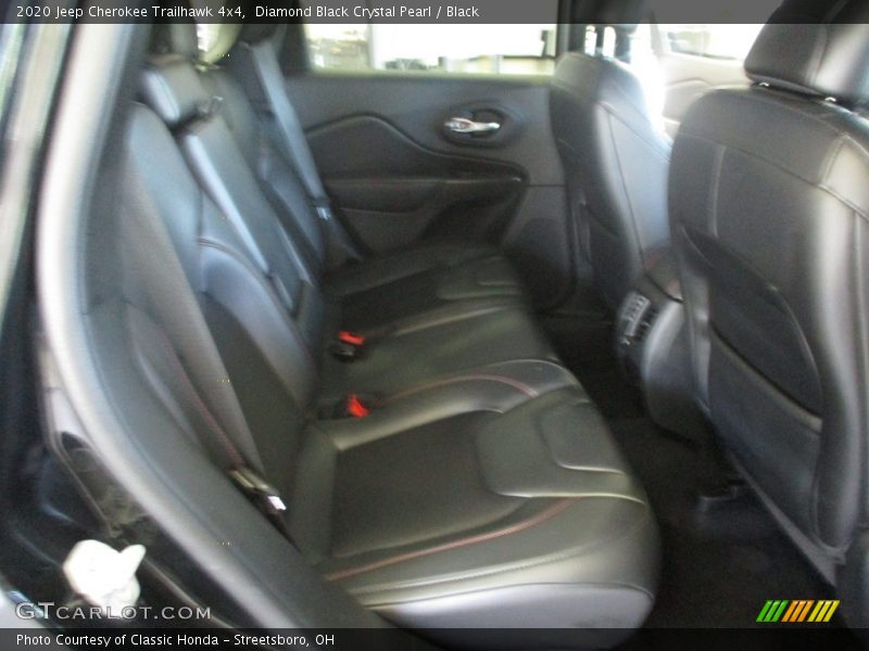 Diamond Black Crystal Pearl / Black 2020 Jeep Cherokee Trailhawk 4x4
