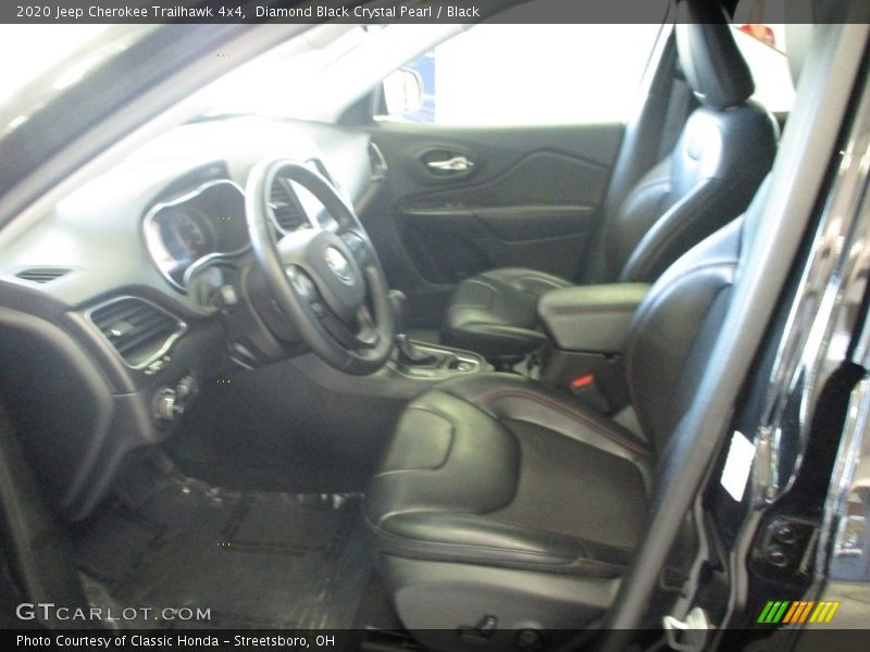 Diamond Black Crystal Pearl / Black 2020 Jeep Cherokee Trailhawk 4x4