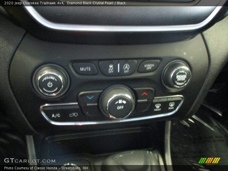 Diamond Black Crystal Pearl / Black 2020 Jeep Cherokee Trailhawk 4x4