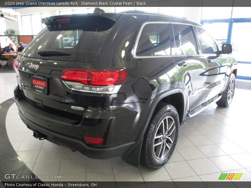 Diamond Black Crystal Pearl / Black 2020 Jeep Grand Cherokee Laredo 4x4