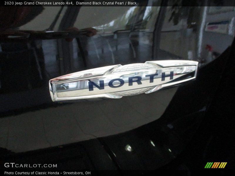 Diamond Black Crystal Pearl / Black 2020 Jeep Grand Cherokee Laredo 4x4