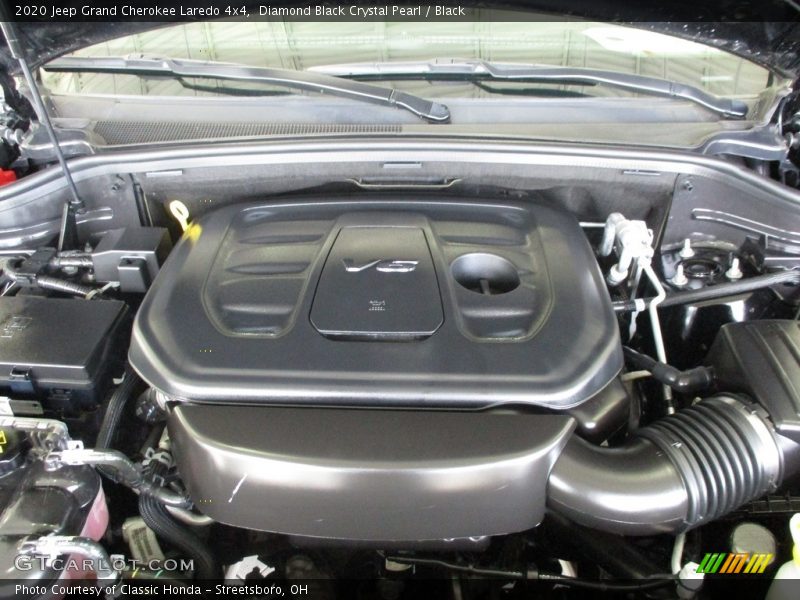 Diamond Black Crystal Pearl / Black 2020 Jeep Grand Cherokee Laredo 4x4