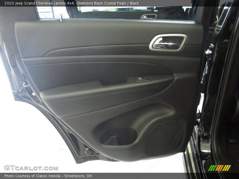 Diamond Black Crystal Pearl / Black 2020 Jeep Grand Cherokee Laredo 4x4