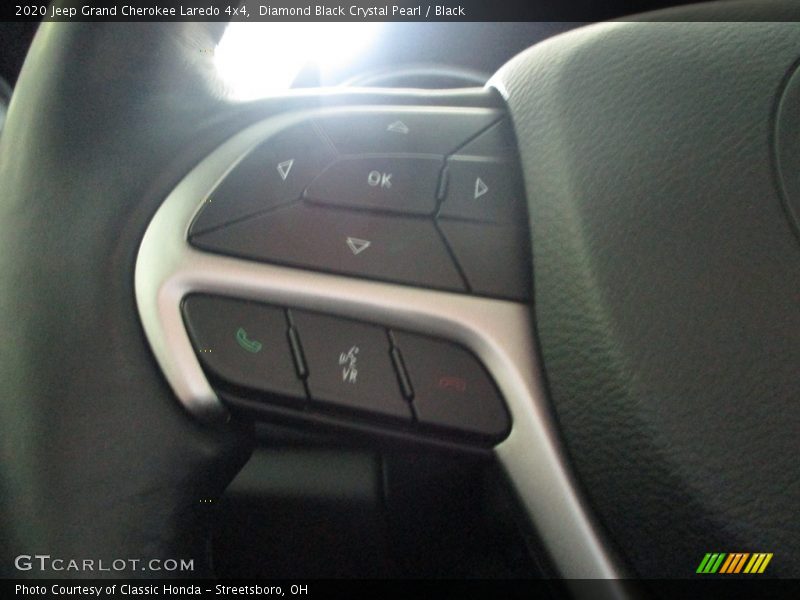 Diamond Black Crystal Pearl / Black 2020 Jeep Grand Cherokee Laredo 4x4