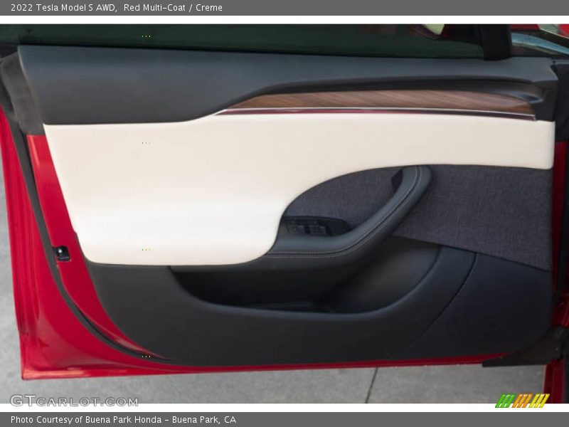 Door Panel of 2022 Model S AWD