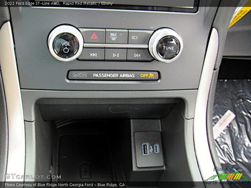 Rapid Red Metallic / Ebony 2022 Ford Edge ST-Line AWD
