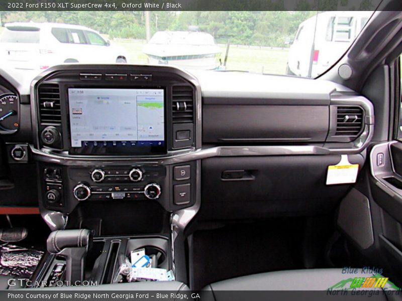 Oxford White / Black 2022 Ford F150 XLT SuperCrew 4x4