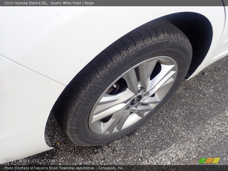 Quartz White Pearl / Beige 2020 Hyundai Elantra SEL