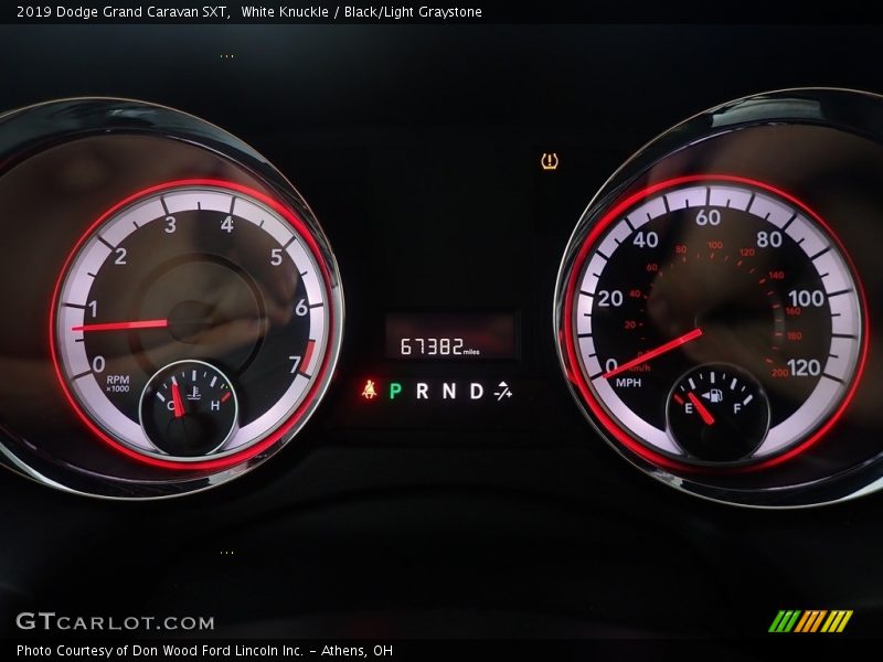 White Knuckle / Black/Light Graystone 2019 Dodge Grand Caravan SXT