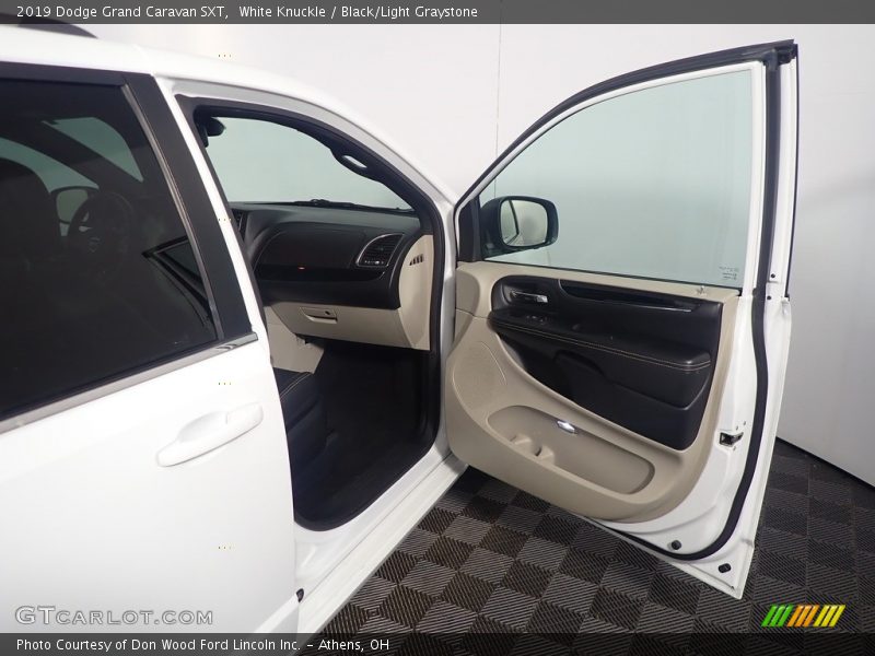 White Knuckle / Black/Light Graystone 2019 Dodge Grand Caravan SXT