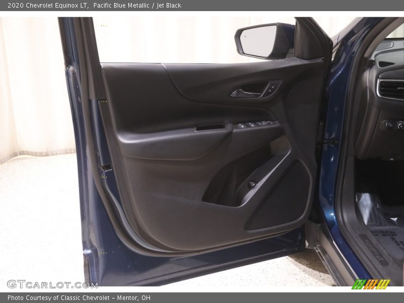 Pacific Blue Metallic / Jet Black 2020 Chevrolet Equinox LT