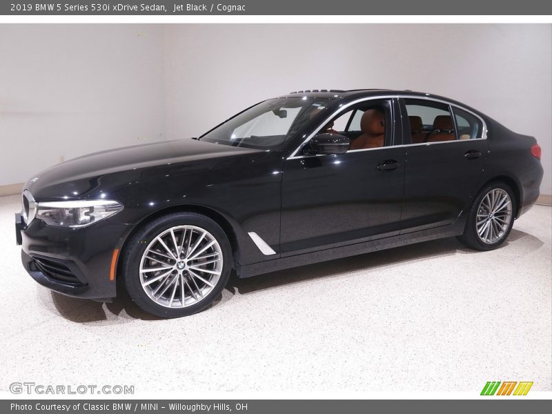 Jet Black / Cognac 2019 BMW 5 Series 530i xDrive Sedan