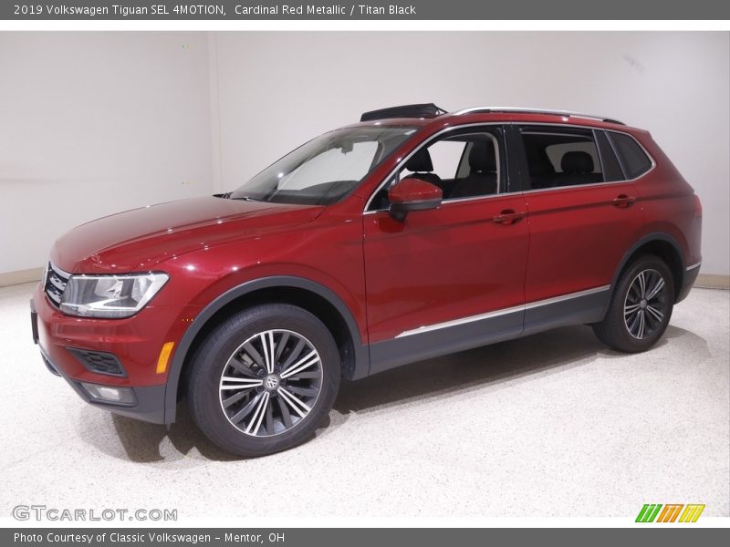 Cardinal Red Metallic / Titan Black 2019 Volkswagen Tiguan SEL 4MOTION