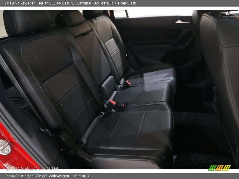 Cardinal Red Metallic / Titan Black 2019 Volkswagen Tiguan SEL 4MOTION