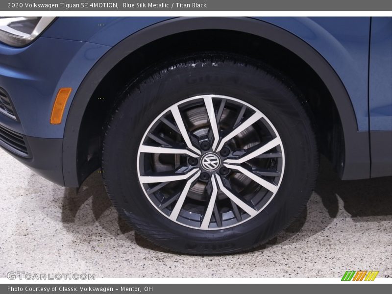 Blue Silk Metallic / Titan Black 2020 Volkswagen Tiguan SE 4MOTION