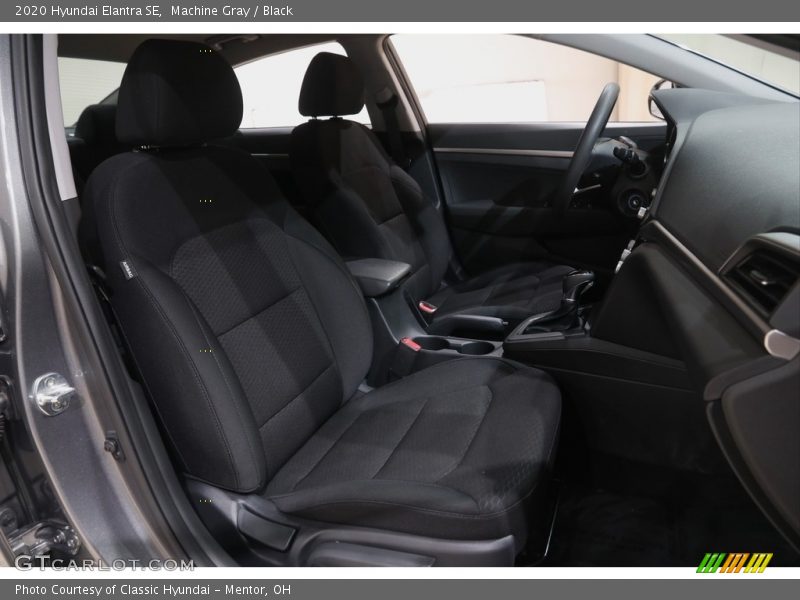 Machine Gray / Black 2020 Hyundai Elantra SE