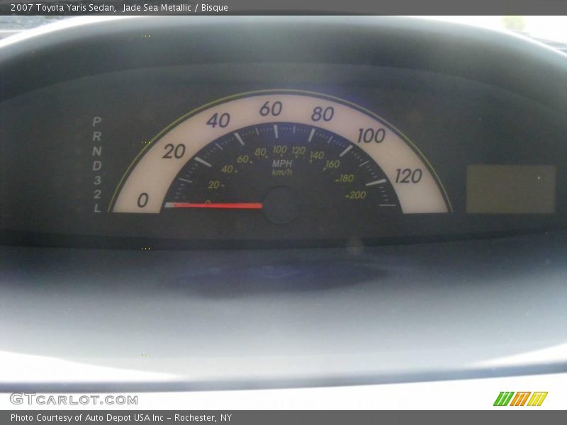 Jade Sea Metallic / Bisque 2007 Toyota Yaris Sedan