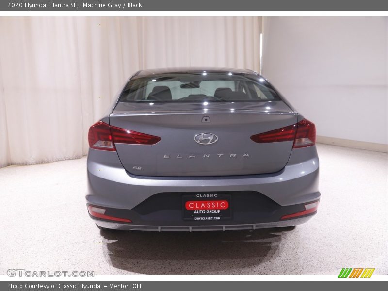Machine Gray / Black 2020 Hyundai Elantra SE