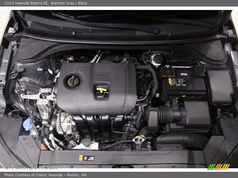 Machine Gray / Black 2020 Hyundai Elantra SE